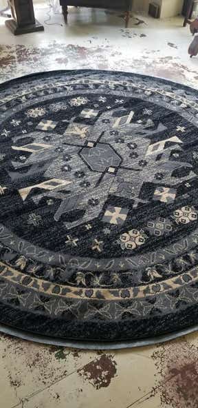 Customer photo for review titled "Large round rug"
