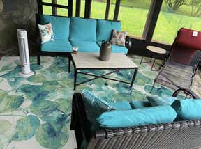 Customer photo for review titled "Very happy with this rug"