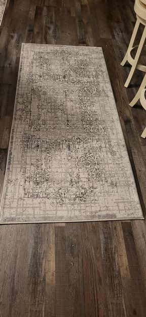 Customer photo for review titled "Light Gray"