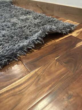 Customer photo for review titled "Expensive and meh quality"