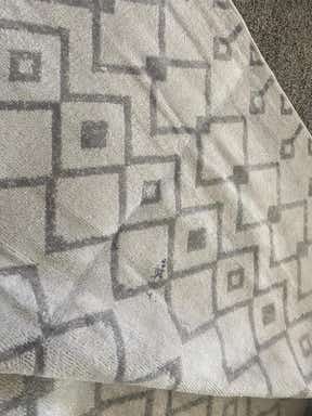 Customer photo for review titled "Incredibly cheap & terrible quality"