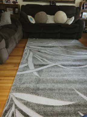 Customer photo for review titled "Loved the design !"