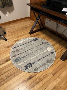 Customer photo for review titled "Good quslity and price"
