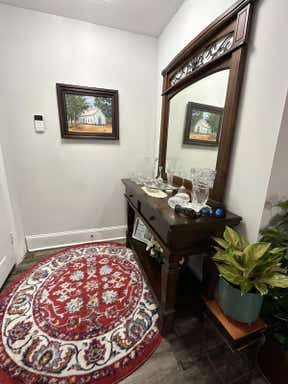 Customer photo for review titled "Aurelia round rug"