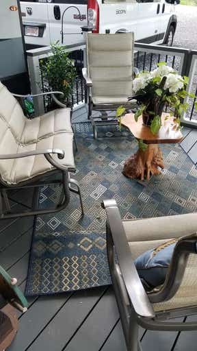 Customer photo for review titled "High quality hard to believe its outdoors"