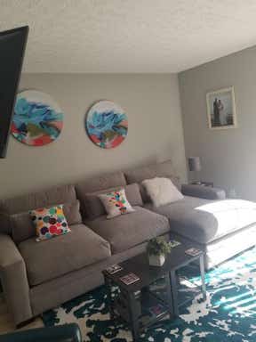 Customer photo for review titled "Beautiful color"