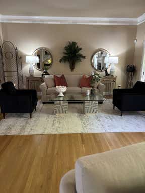 Customer photo for review titled "Nice rug"