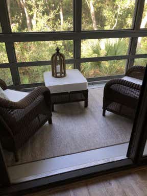 Customer photo for review titled "Outdoor Basic Rug"