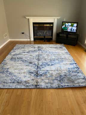 Customer photo for review titled "Rug"