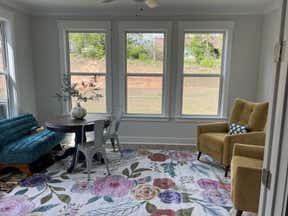 Customer photo for review titled "Pretty rug"