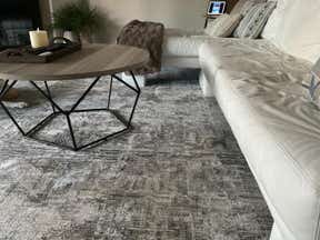 Customer photo for review titled "Beautiful rug"