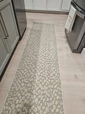 Customer photo for review titled "Some flaws"