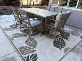 Customer photo for review titled "I Love This Rug!"