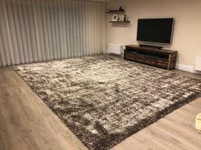 Customer photo for review titled "Lovely Rug!"