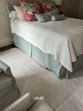Customer photo for review titled "Perfect! Just as it appears! Excellent price."