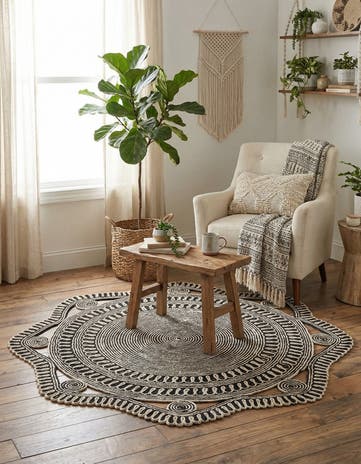 Black and White Handmade Braided Jute Round Rug