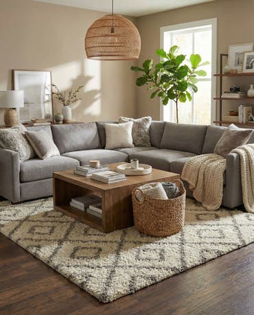  10' x 10' Lattice Shag Square Rug