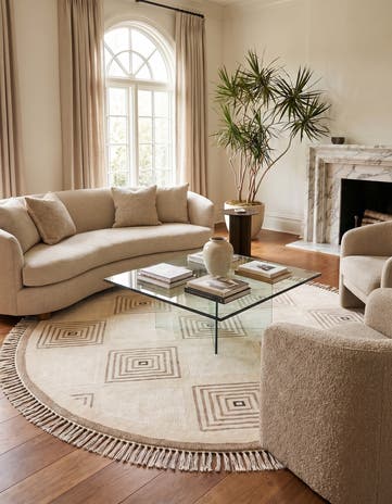 6' 3 x 6' 3 Hand Knotted Darya Round Rug