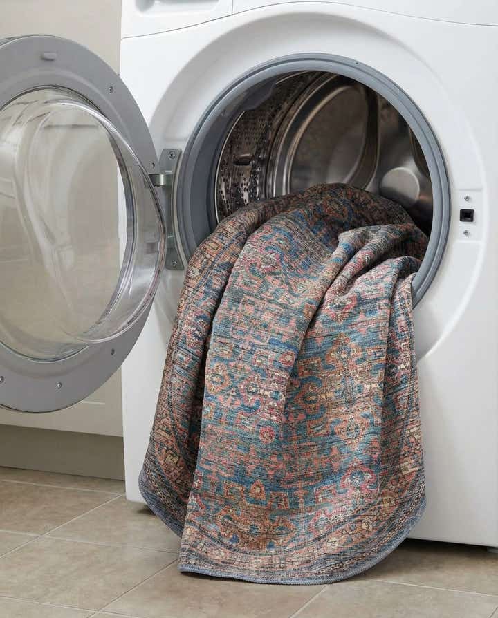 7' 10 x 7' 10 Washable Nostalgia Round Rug