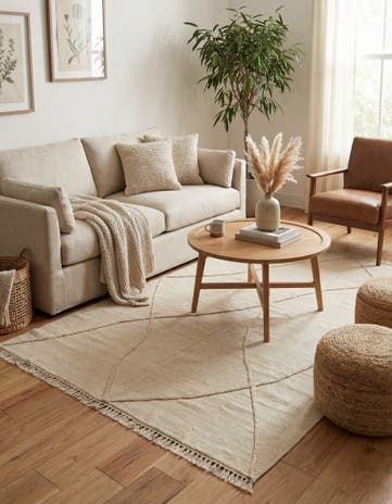 5' 7 x 8' 2 Hand Knotted Moroccan Wool Rug