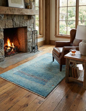 2' 7 x 4' 3 Kashkuli Wool Rug