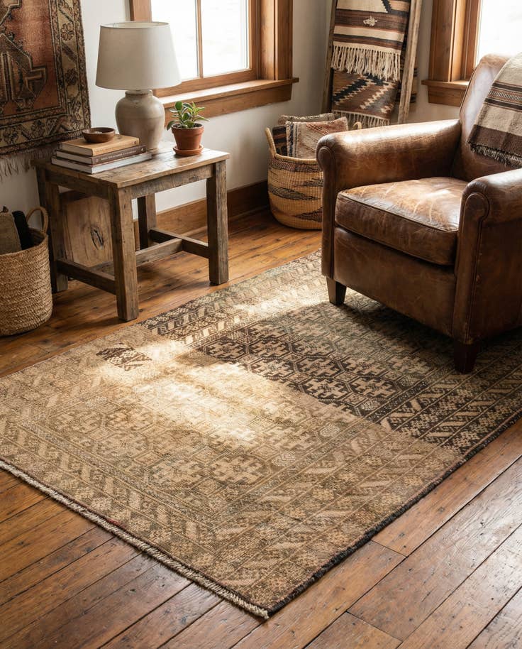 Detail image of 3' x 4' 8 Hand Knotted Ultra Vintage Persian Wool Rug