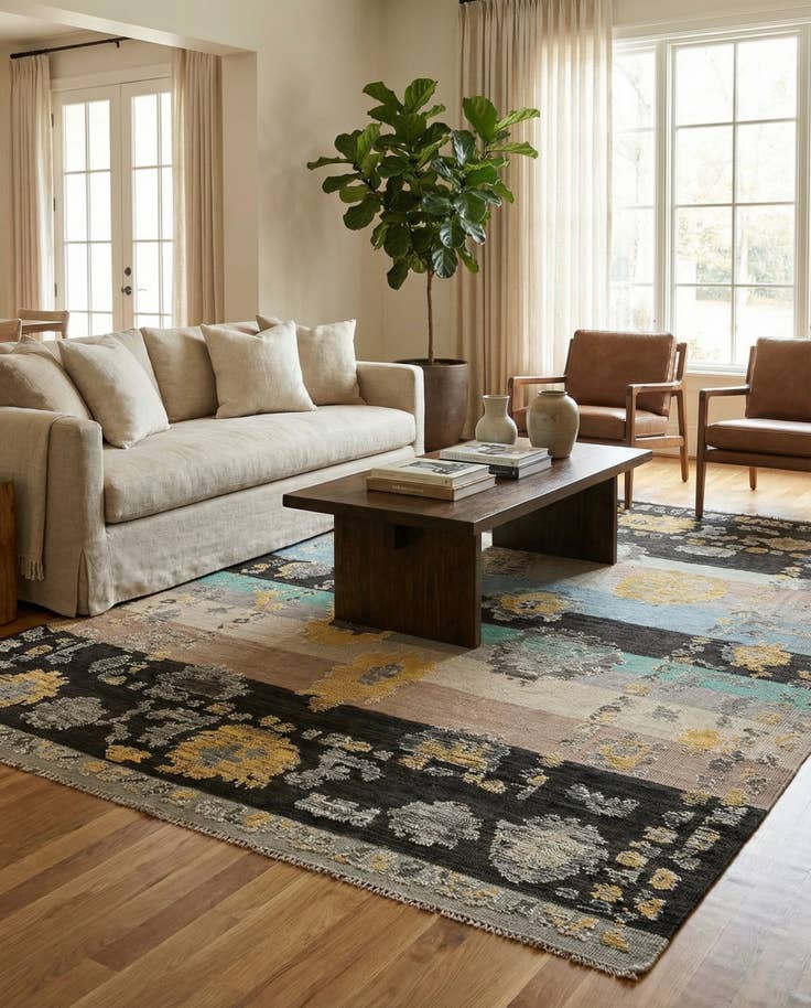 Detail image of 8' 2 x 10' 7 Hand Knotted Darya Wool Rug