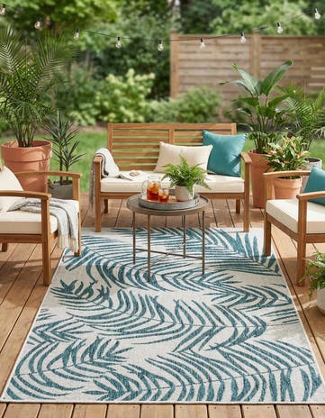 4' x 6' Easy-Clean Botanical Indoor / Outdoor Rug