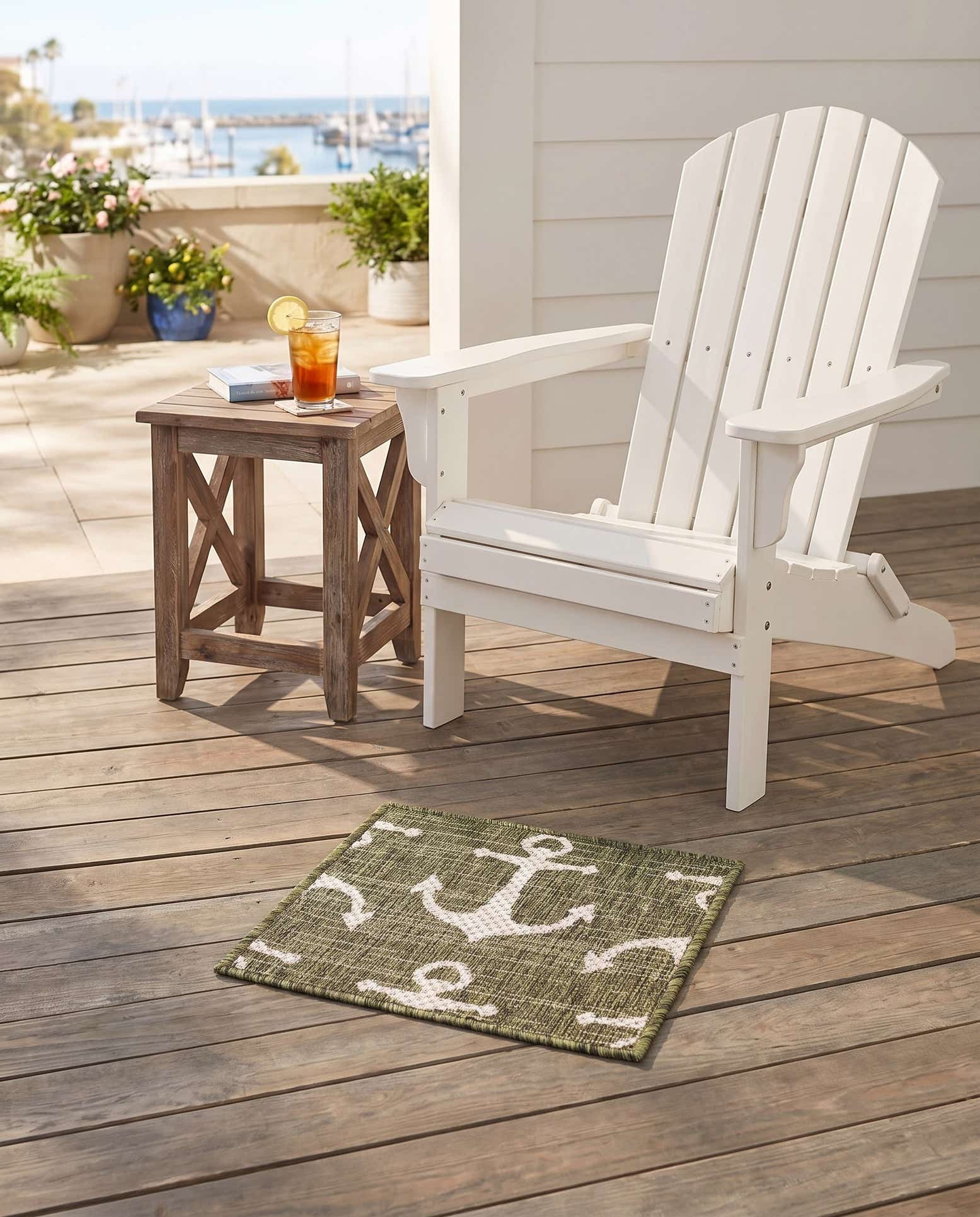 1' 4 x 1' 4 Easy-Clean Coastal Indoor / Outdoor Sample Rug