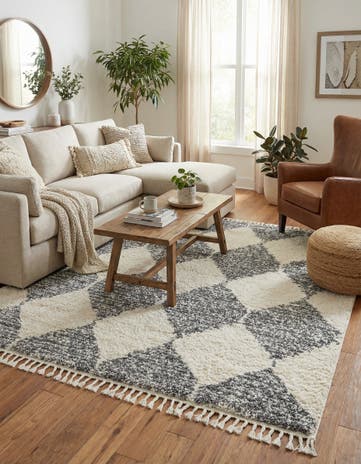 White Serenity Shag Square Rug