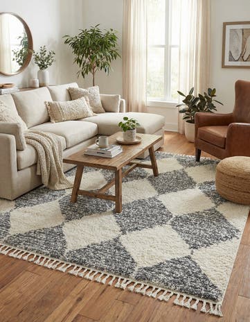 White Serenity Shag Square Rug