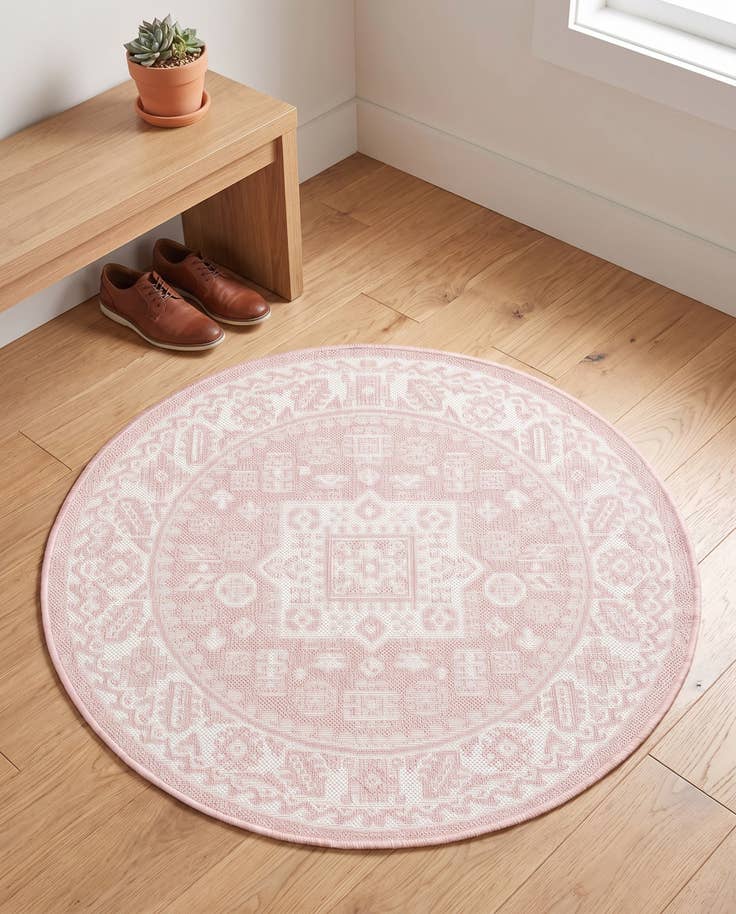Detail image of 3' x 3' Easy-Clean Aztec Indoor / Outdoor Round Rug