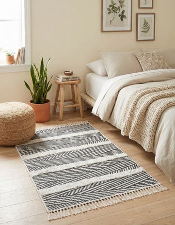 Black Sabrina Soto Casa Madrid Rug