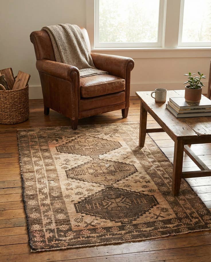 Detail image of 3' 1 x 4' 6 Hand Knotted Ultra Vintage Persian Wool Rug