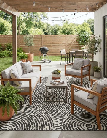 6' x 9' Easy-Clean Modern Indoor / Outdoor Rug