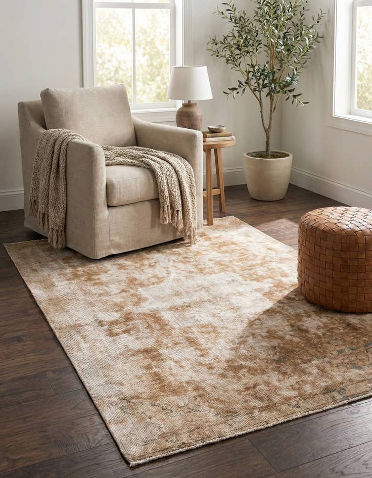 Detail image of 3' 5 x 5' 6  Hand Knotted Ultra Vintage Persian Wool Rug