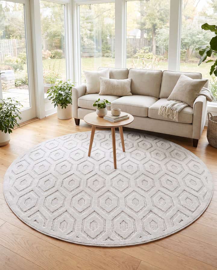 7' x 7' Easy-Clean Trellis Textured Indoor / Outdoor Round Rug