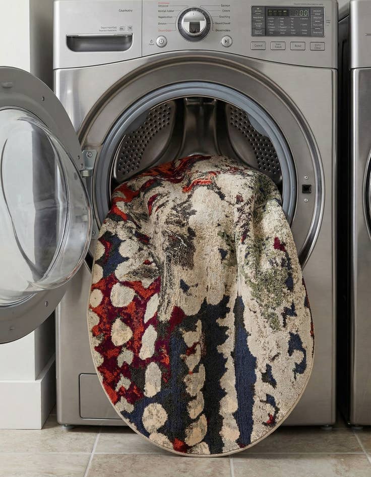 Detail image of  5' 3 x 7' 10  Washable Haerfest Oval Rug