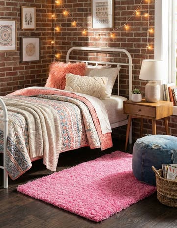 2' x 3' Solid Shag Rug