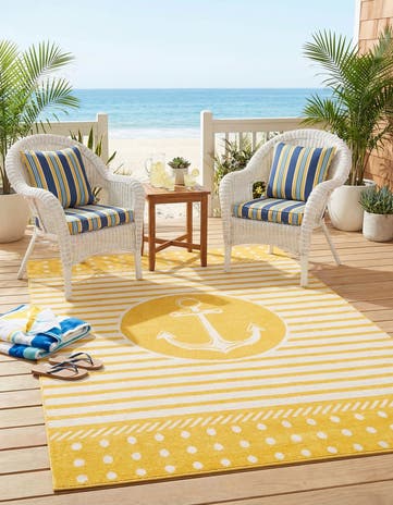 Yellow Ivory Easy-Clean Indoor / Outdoor Rug