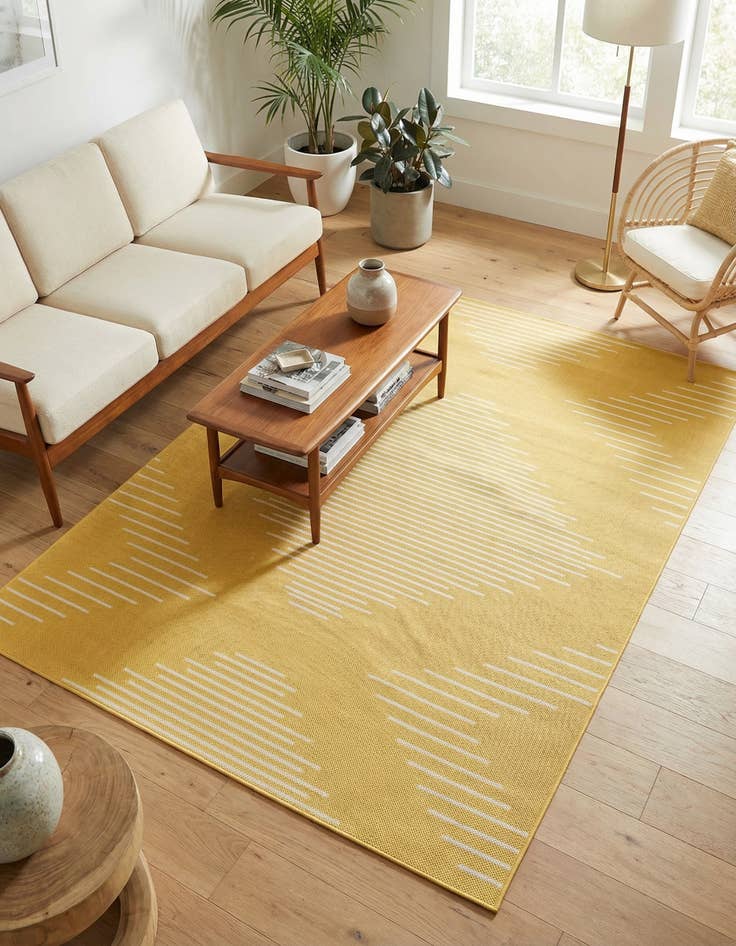 Detail image of 5' 3 x 8' Easy-Clean Modern Indoor / Outdoor Rug