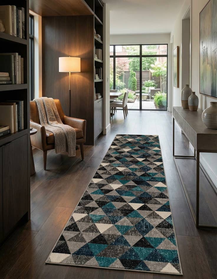 Detail image of 2' 7 x 10' Valencia Runner Rug