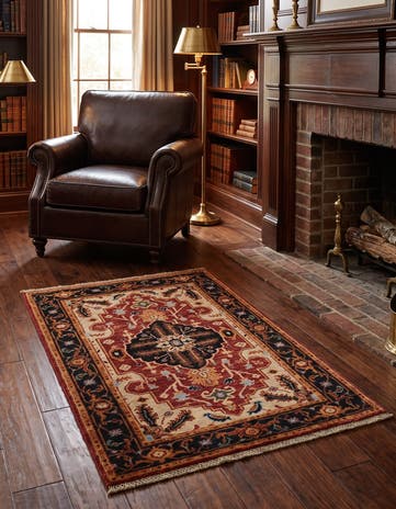 2' 9 x 4' Hand Knotted Heriz Rug