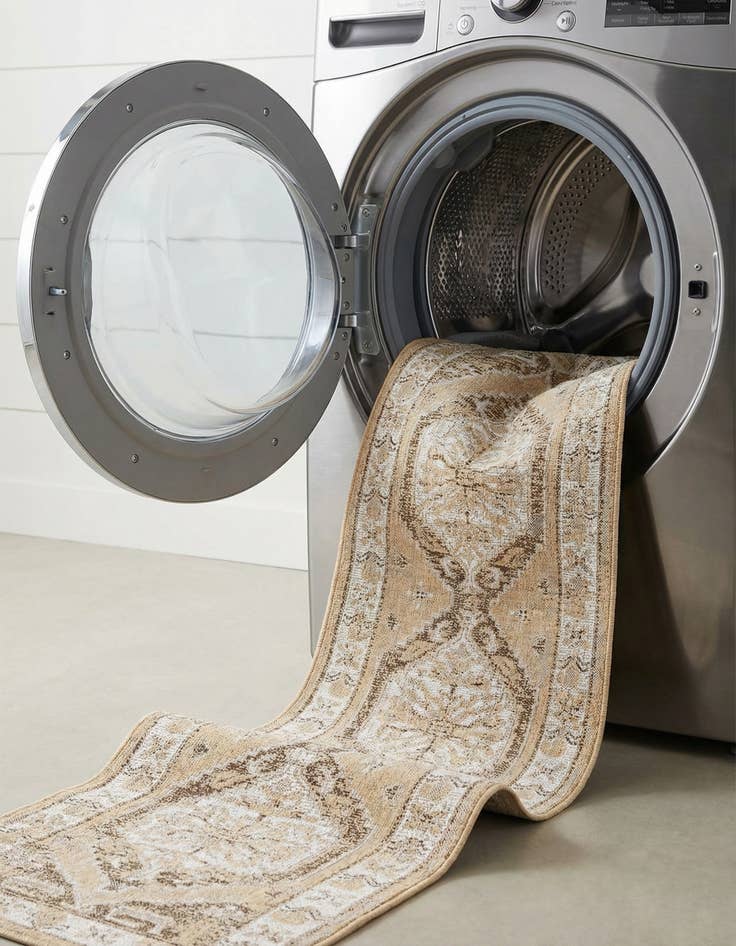 Detail image of 2' 7 x 12'  Washable Traditional Indoor / Outdoor Runner Rug