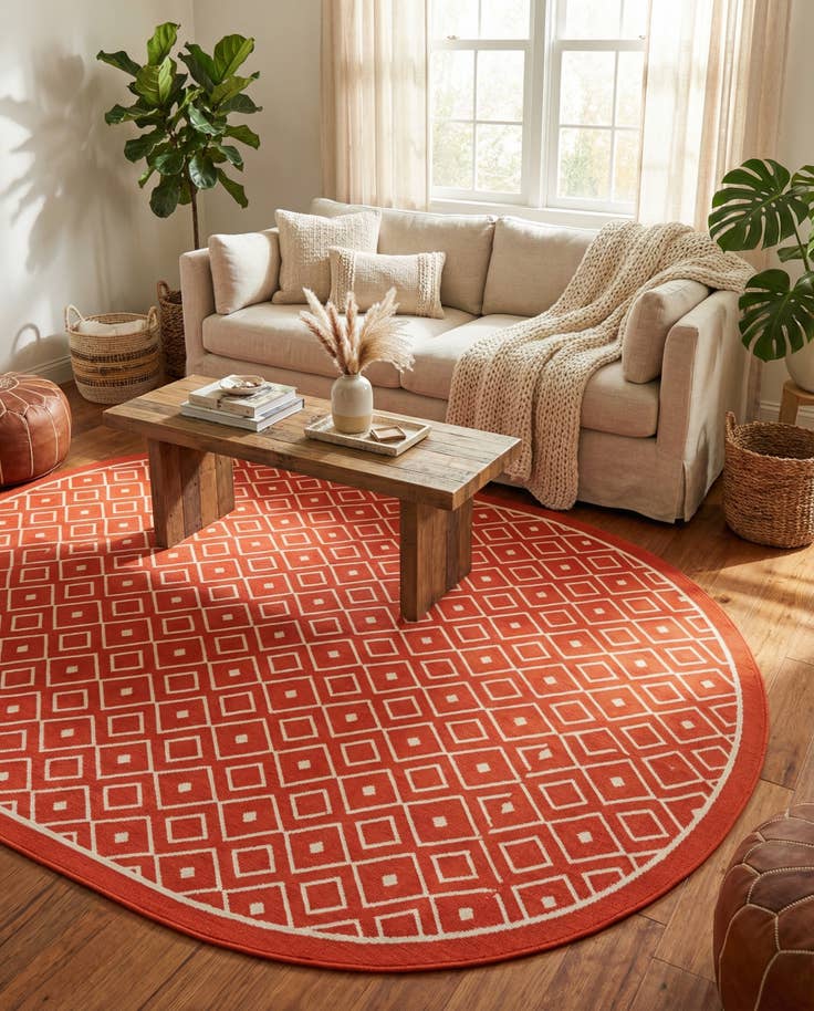Detail image of 7' 10 x 10' Easy-Clean Trellis Indoor / Outdoor Oval Rug
