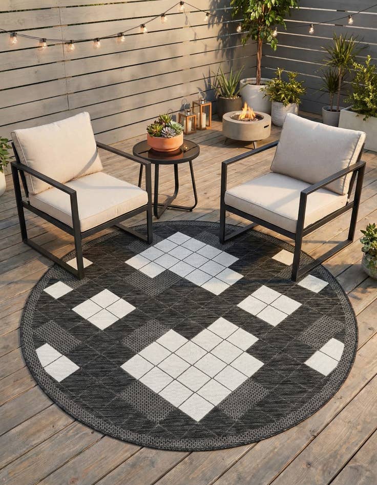 Detail image of 6' x 6' Easy-Clean Modern Indoor / Outdoor Round Rug