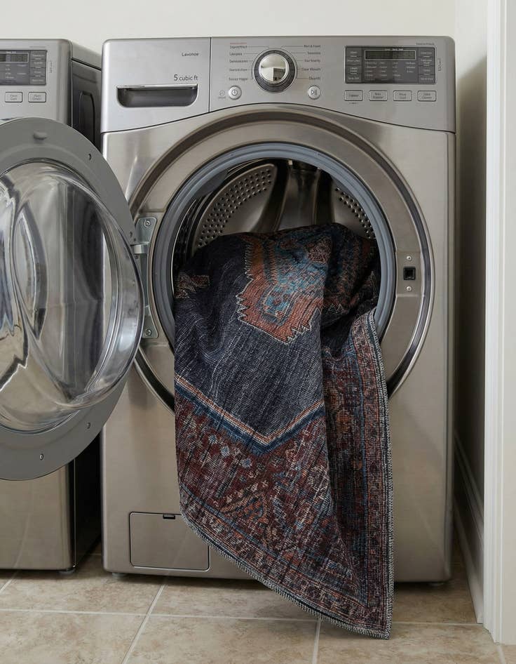 Detail image of  7' 3 x 7' 3  Washable Sisu Square Rug