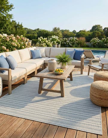 10' x 13' Easy-Clean Ribbon Indoor / Outdoor Rug