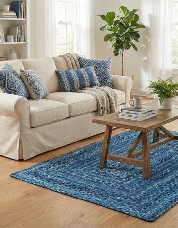 4' 1 x 6' 1 Handmade Braided Chindi Rug