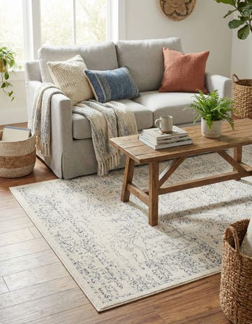3' 3 x 5' 3 Isabella Rug